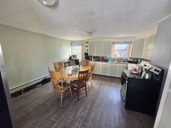 $299,900 | 69 Green Street, Augusta, ME 04330