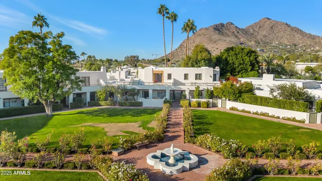 a view of a tennis court