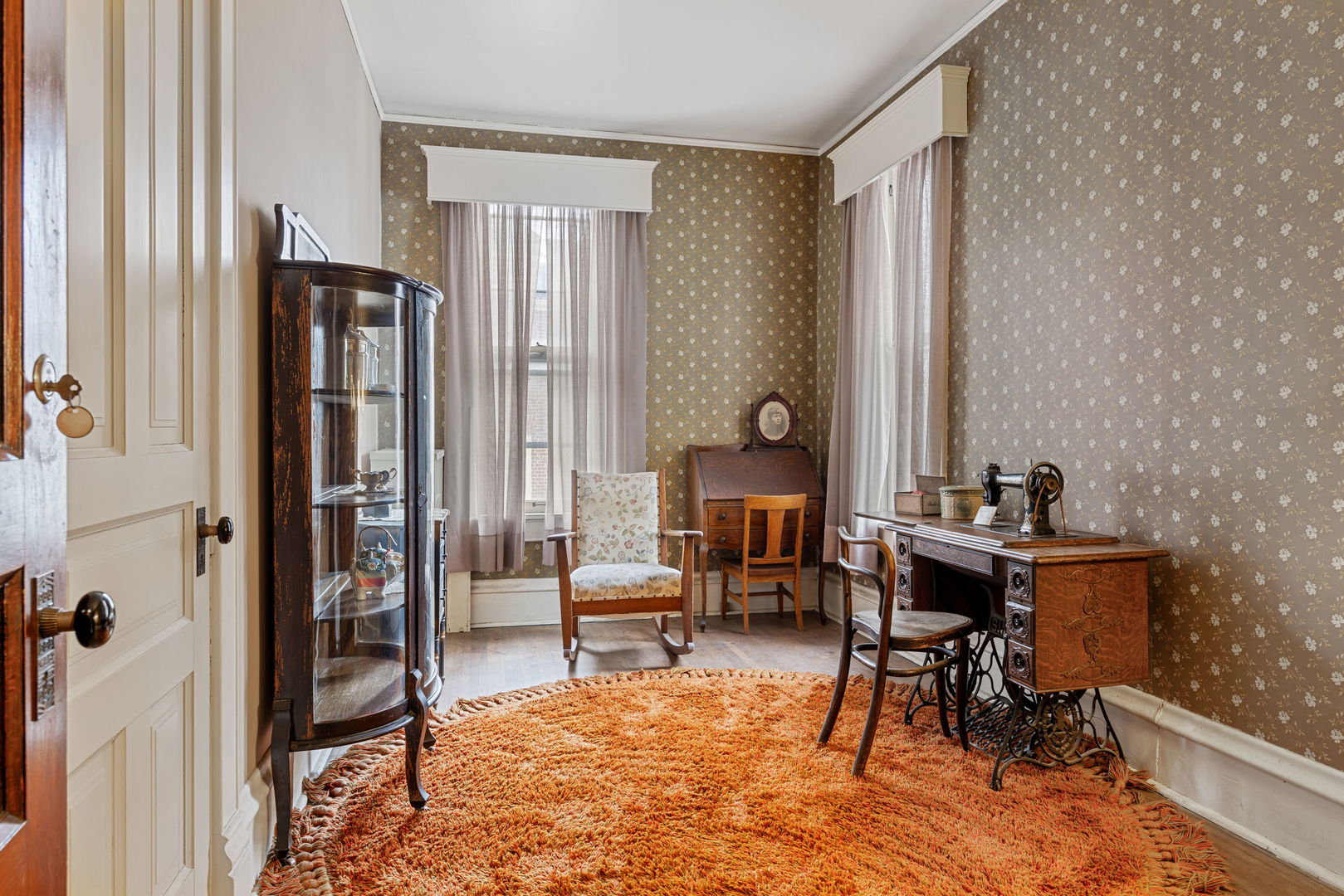 214 South State Street Elgin, IL 60123 - Photo 21 of 36