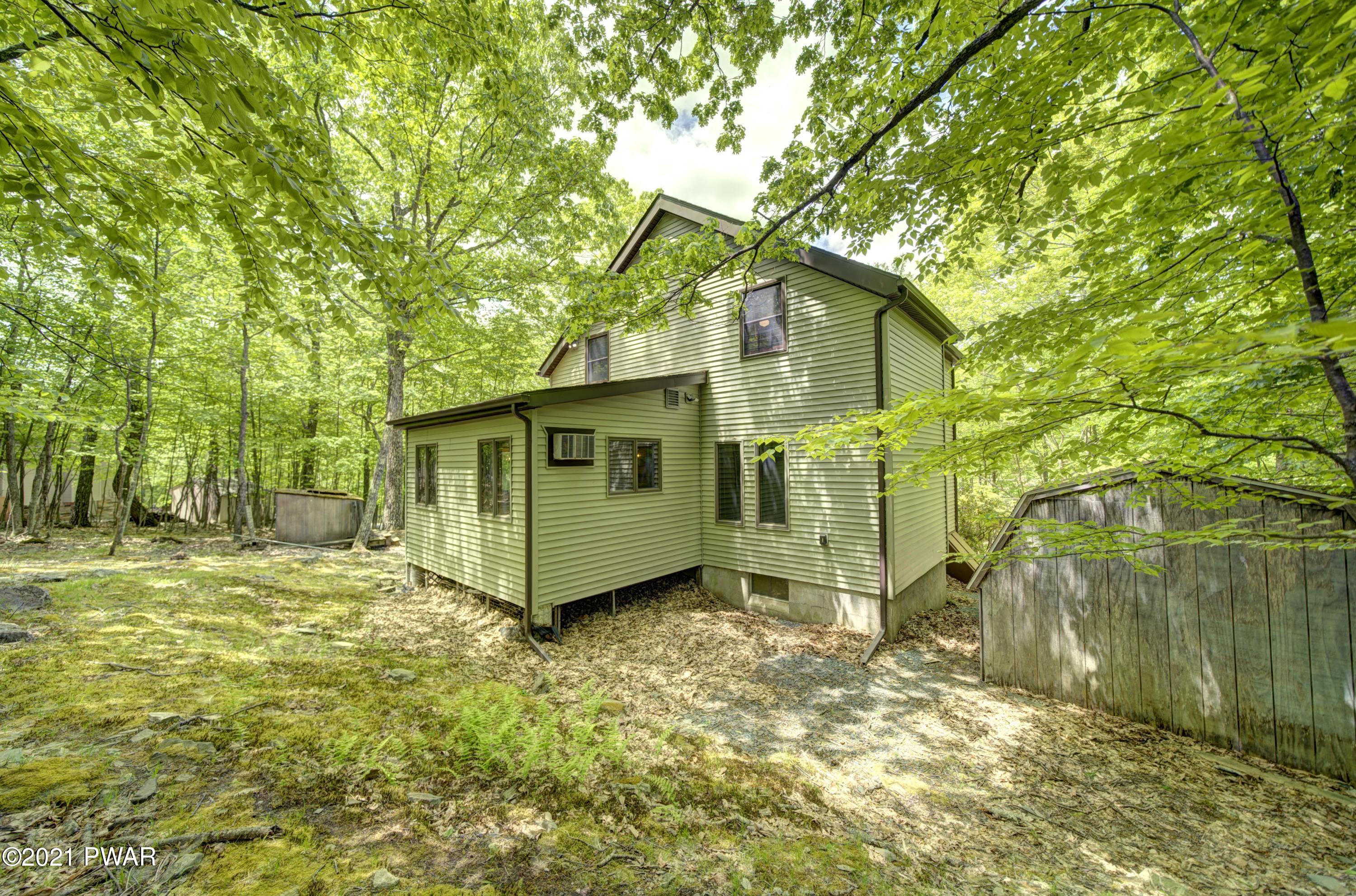 126 Pebble Rock Road Lackawaxen, PA 18435 - Photo 3 of 35 Back