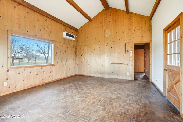 $699,000 | 4410 Thorp Cemetery Road, Thorp, WA 98946