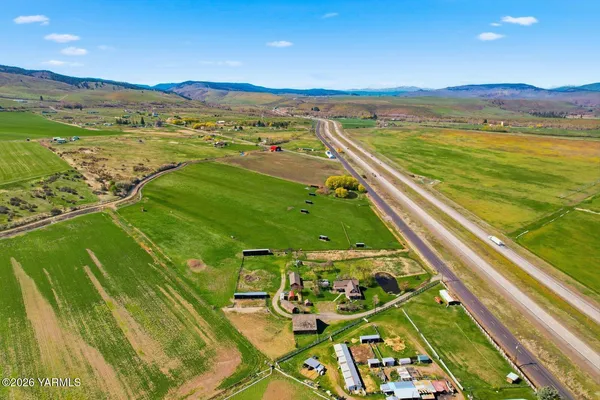 $699,000 | 4410 Thorp Cemetery Road, Thorp, WA 98946