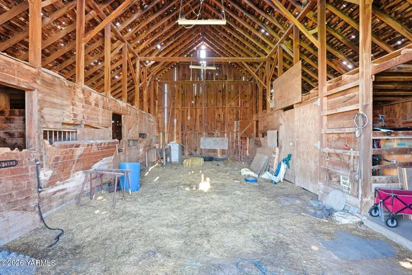 $699,000 | 4410 Thorp Cemetery Road, Thorp, WA 98946