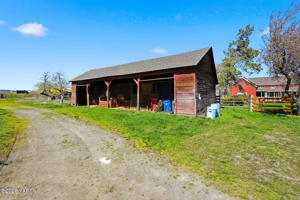 $699,000 | 4410 Thorp Cemetery Road, Thorp, WA 98946