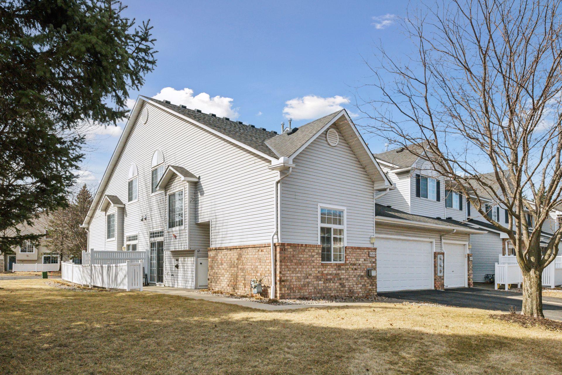 8484 Cortland Road Eden Prairie, MN 55344 - Photo 2 of 19 Gallery Image 2