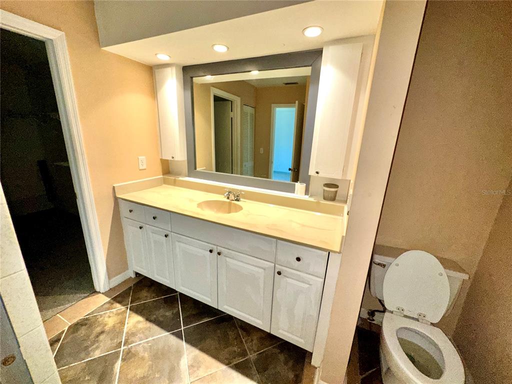 5454 Saddlebrook Way, Unit 2 Wesley Chapel, FL 33543 - Photo 19 of 46