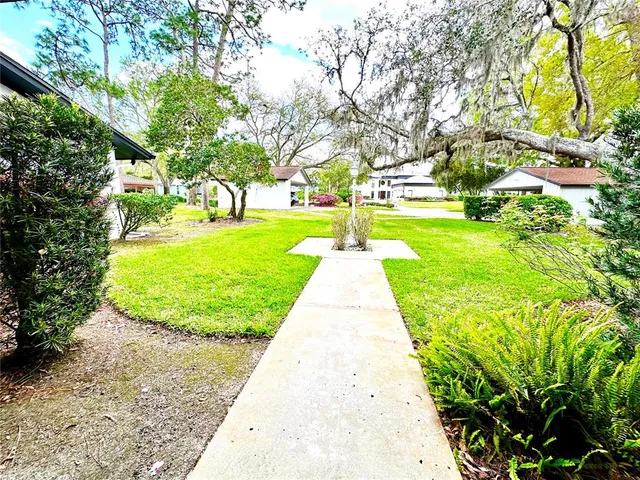 $198,000 | 5454 Saddlebrook Way, Unit 2, Wesley Chapel, FL 33543