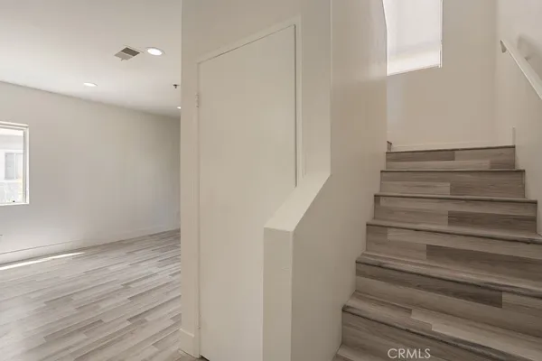 $4,395 | 260 Victoria Street, Unit D4, Costa Mesa, CA 92627