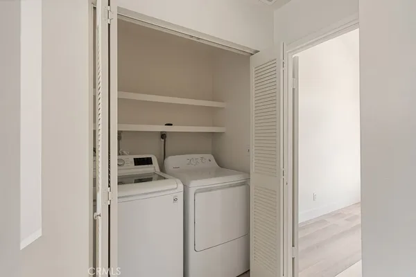 $4,395 | 260 Victoria Street, Unit D4, Costa Mesa, CA 92627