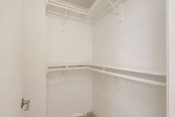 $4,395 | 260 Victoria Street, Unit D4, Costa Mesa, CA 92627