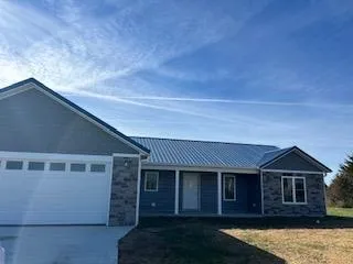 $367,400 | 8124 Catfish Lane, Brookville, IN 47012