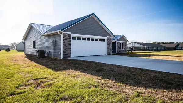 $367,400 | 8124 Catfish Lane, Brookville, IN 47012