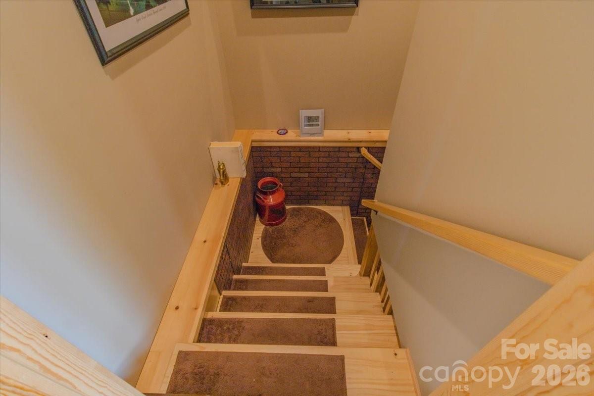 1083 Union Community Road Thurmond, NC 28683 - Photo 25 of 47 a view of entryway