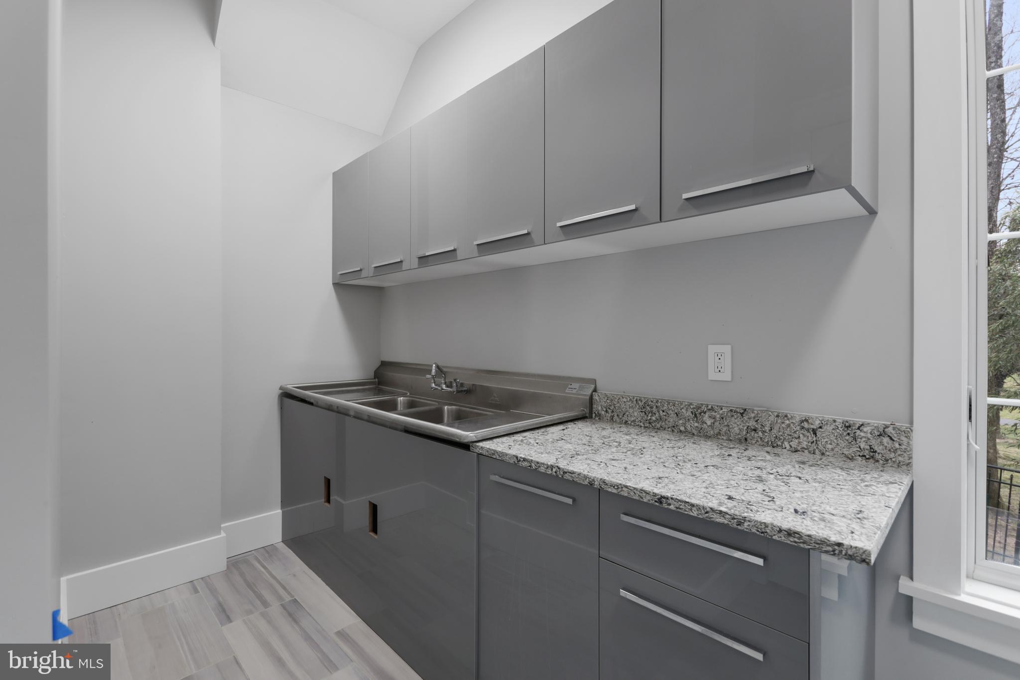 1855 Beulah Road Vienna, VA 22182 - Photo 18 of 49