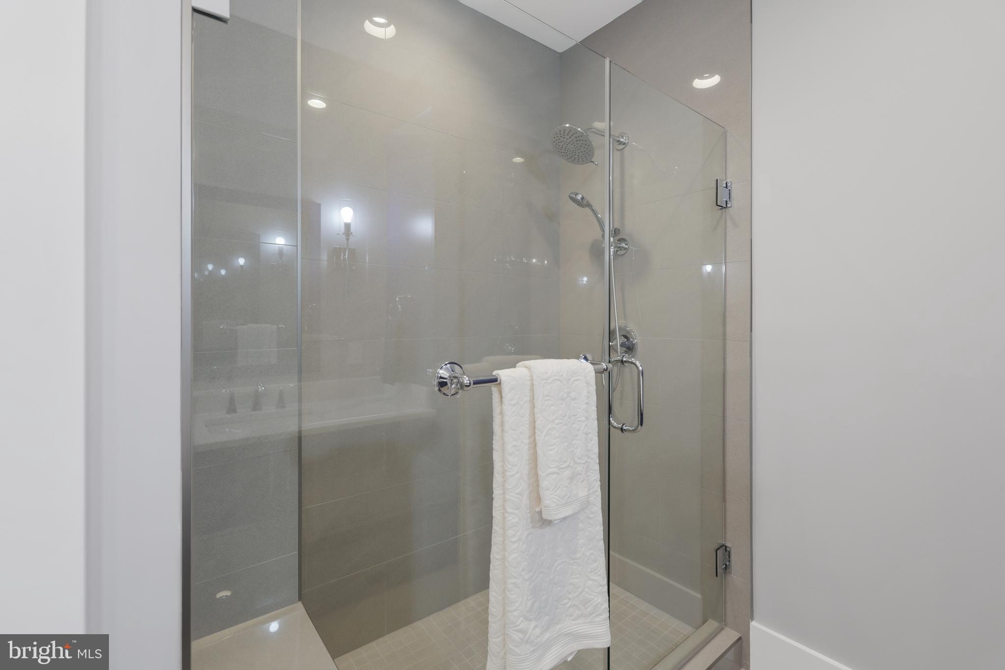 1855 Beulah Road Vienna, VA 22182 - Photo 28 of 49