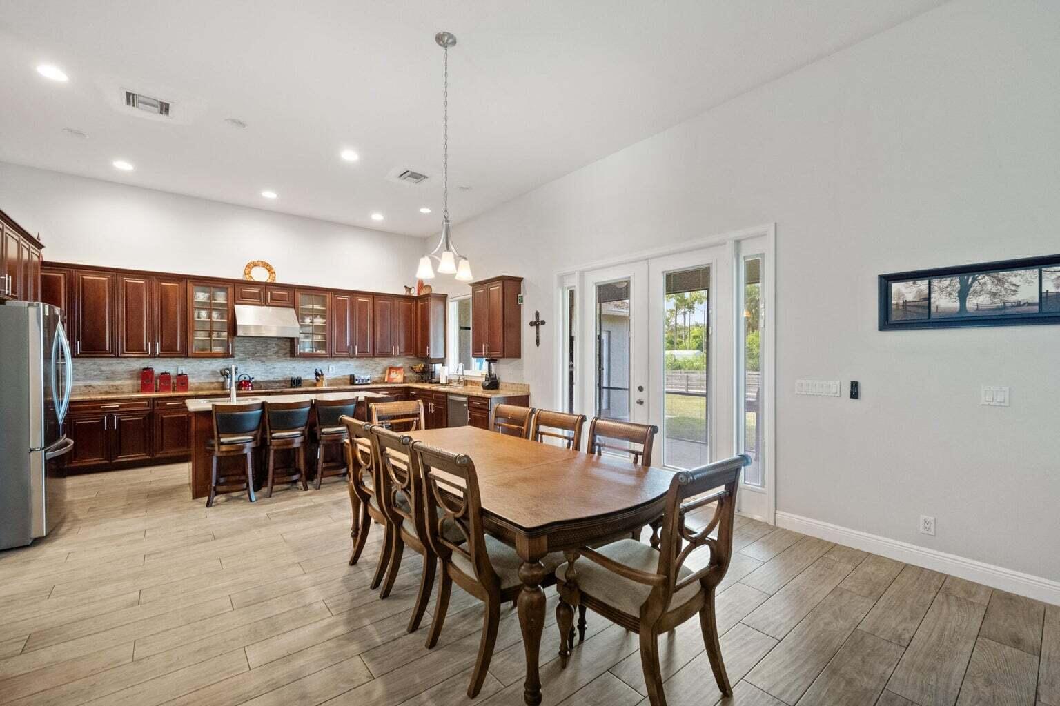 14891 97th Road North The Acreage, FL 33412 - Photo 18 of 51 20230329144448277312000000-o