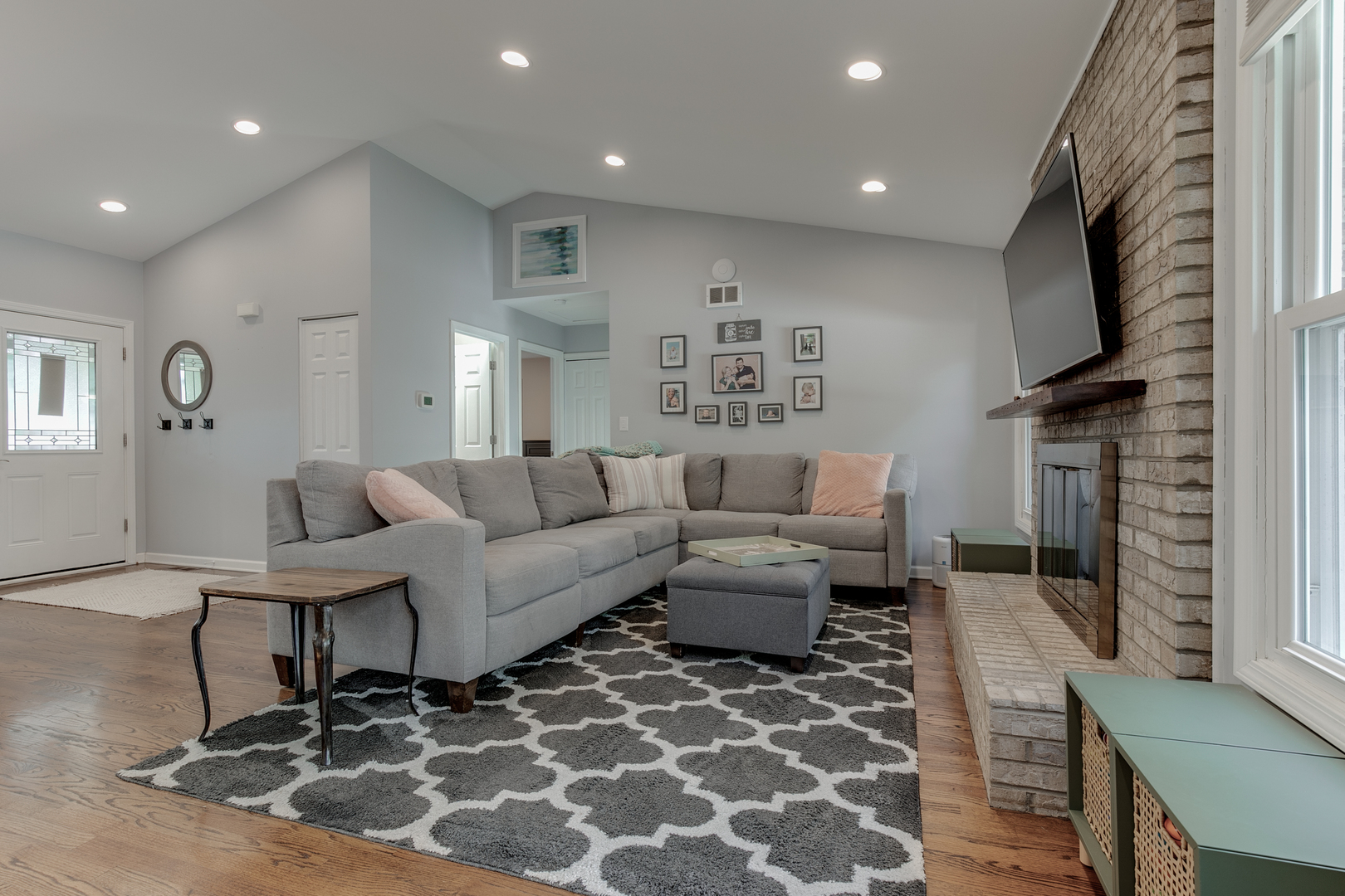 506 Indian Ridge Trail Wauconda, IL 60084 - Photo 9 of 32 Gallery Image 9