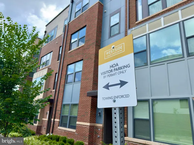 $4,000 | 16336 Connors Way, Unit 8, Rockville, MD 20855