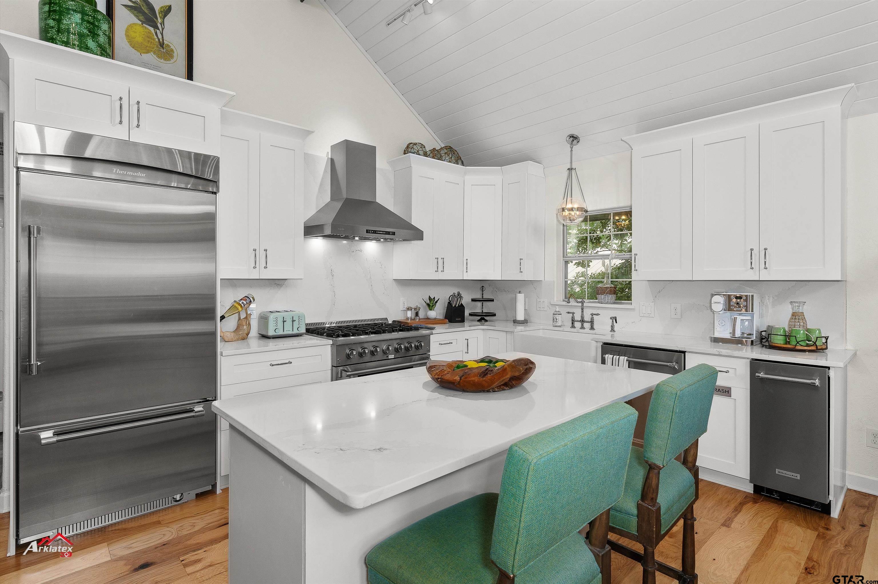 4271 Cypress Village Road Karnack, TX 75661 - Photo 12 of 48