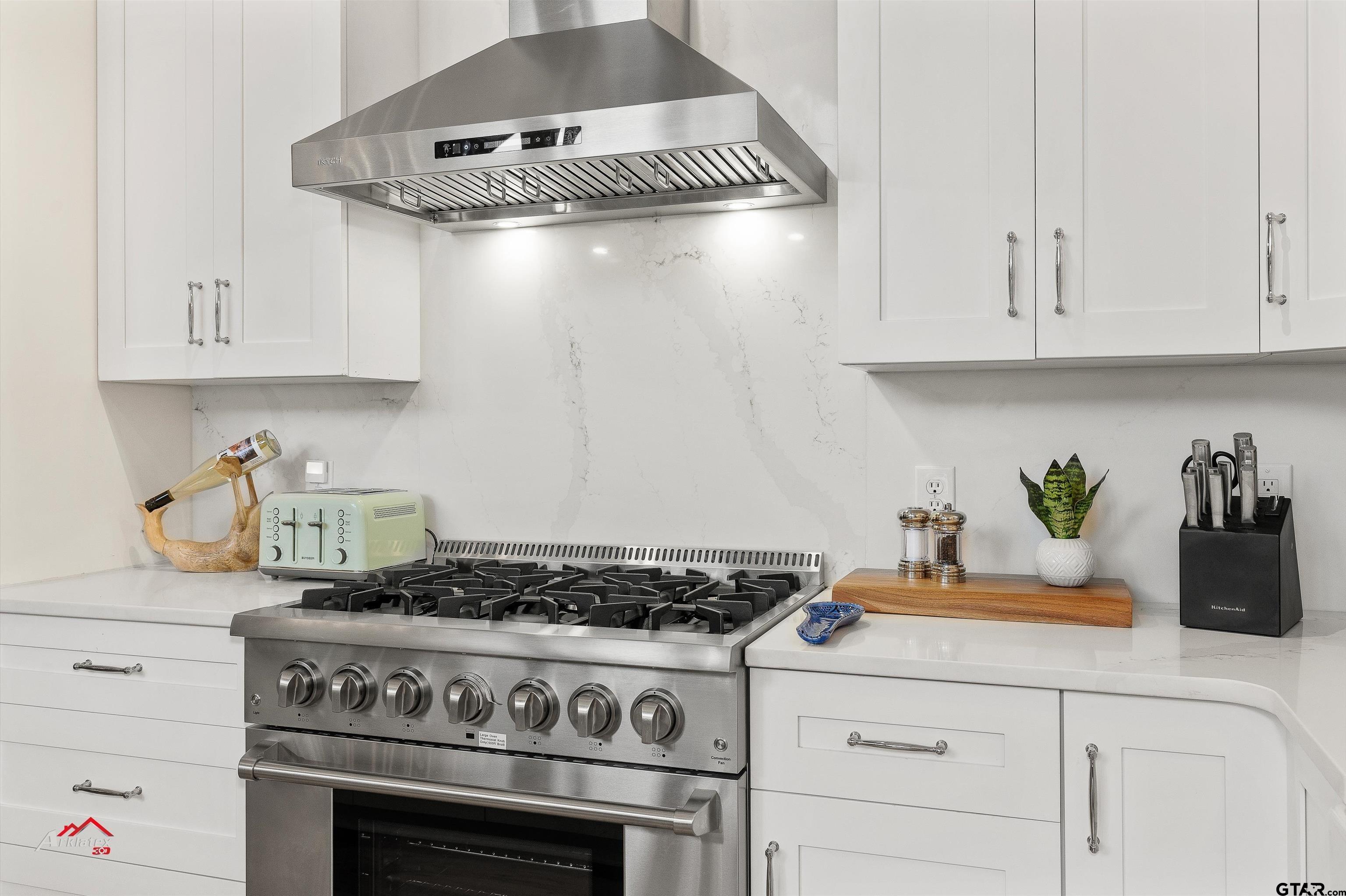 4271 Cypress Village Road Karnack, TX 75661 - Photo 13 of 48