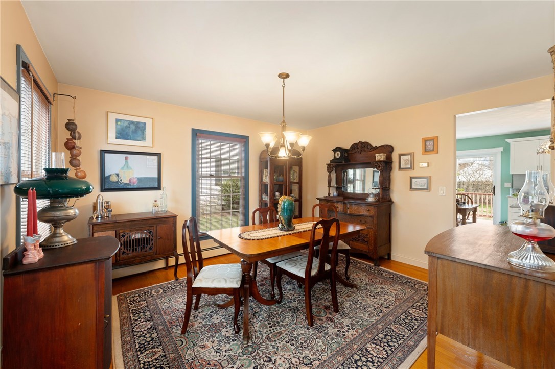 253 Chapmans Avenue Warwick, RI 02886 - Photo 11 of 42