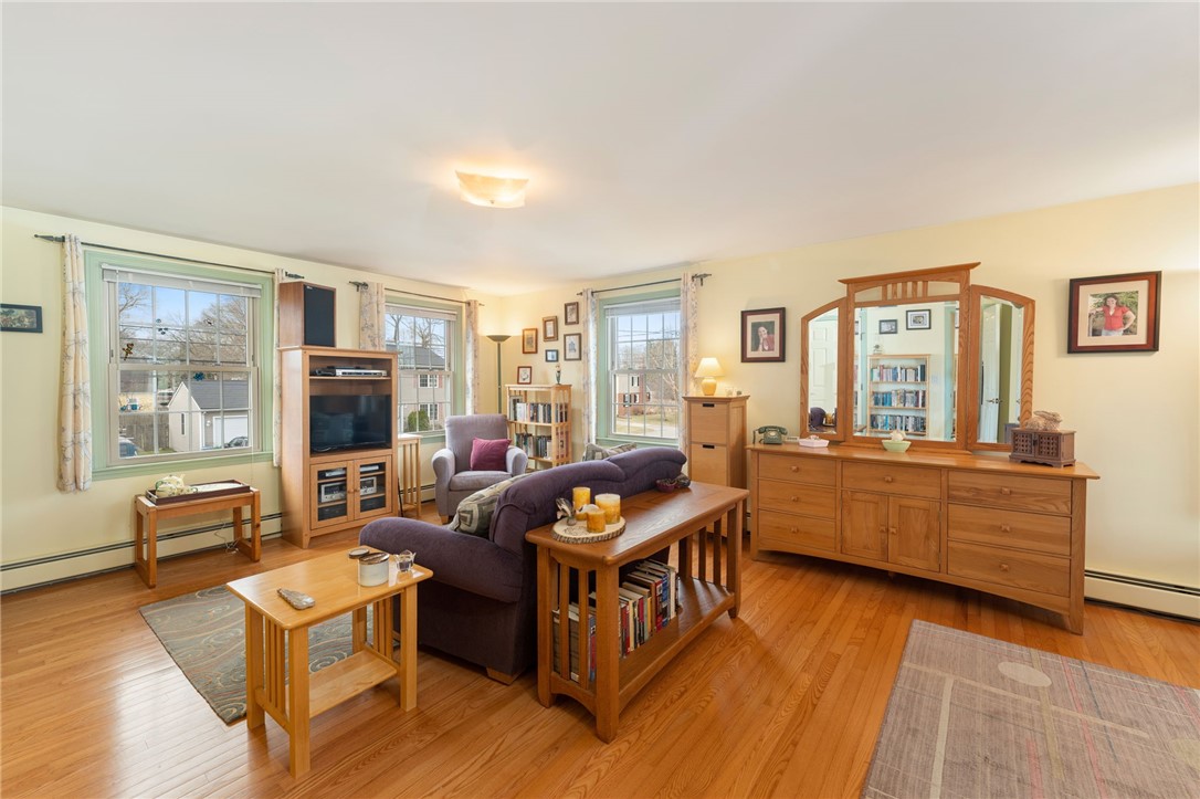 253 Chapmans Avenue Warwick, RI 02886 - Photo 25 of 42