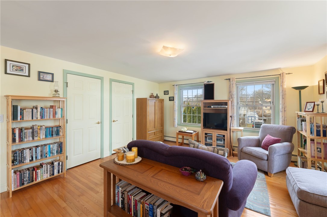 253 Chapmans Avenue Warwick, RI 02886 - Photo 28 of 42