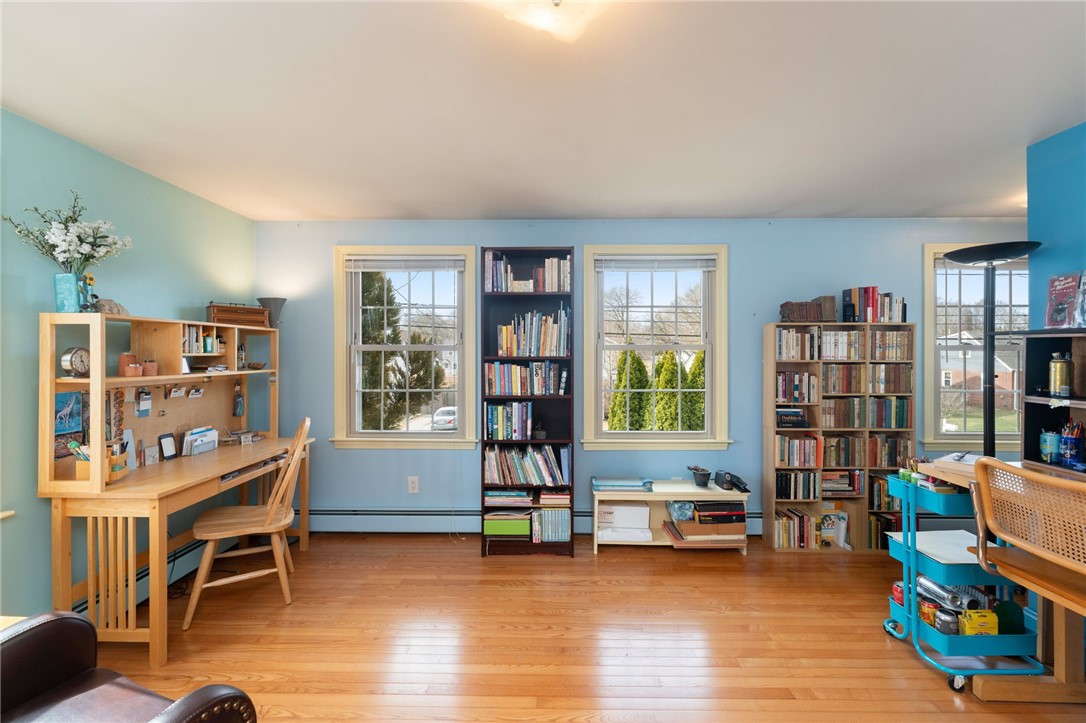 253 Chapmans Avenue Warwick, RI 02886 - Photo 30 of 42