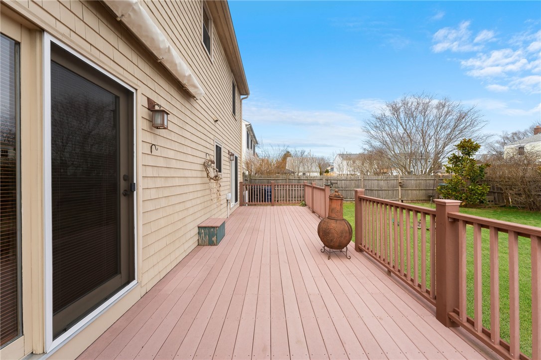 253 Chapmans Avenue Warwick, RI 02886 - Photo 38 of 42