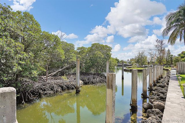 $2,320,000 | 200 Atlantic Isle, Sunny Isles Beach, FL 33160