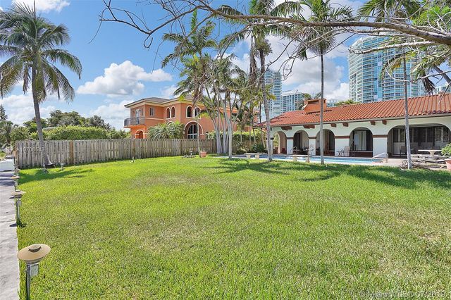 $2,320,000 | 200 Atlantic Isle, Sunny Isles Beach, FL 33160