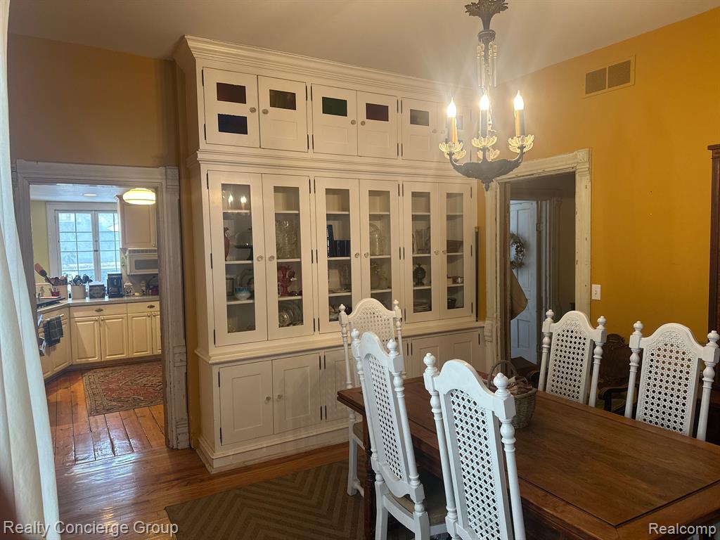 222 Summit Street Howell, MI 48843 - Photo 10 of 41 Gallery Image 10