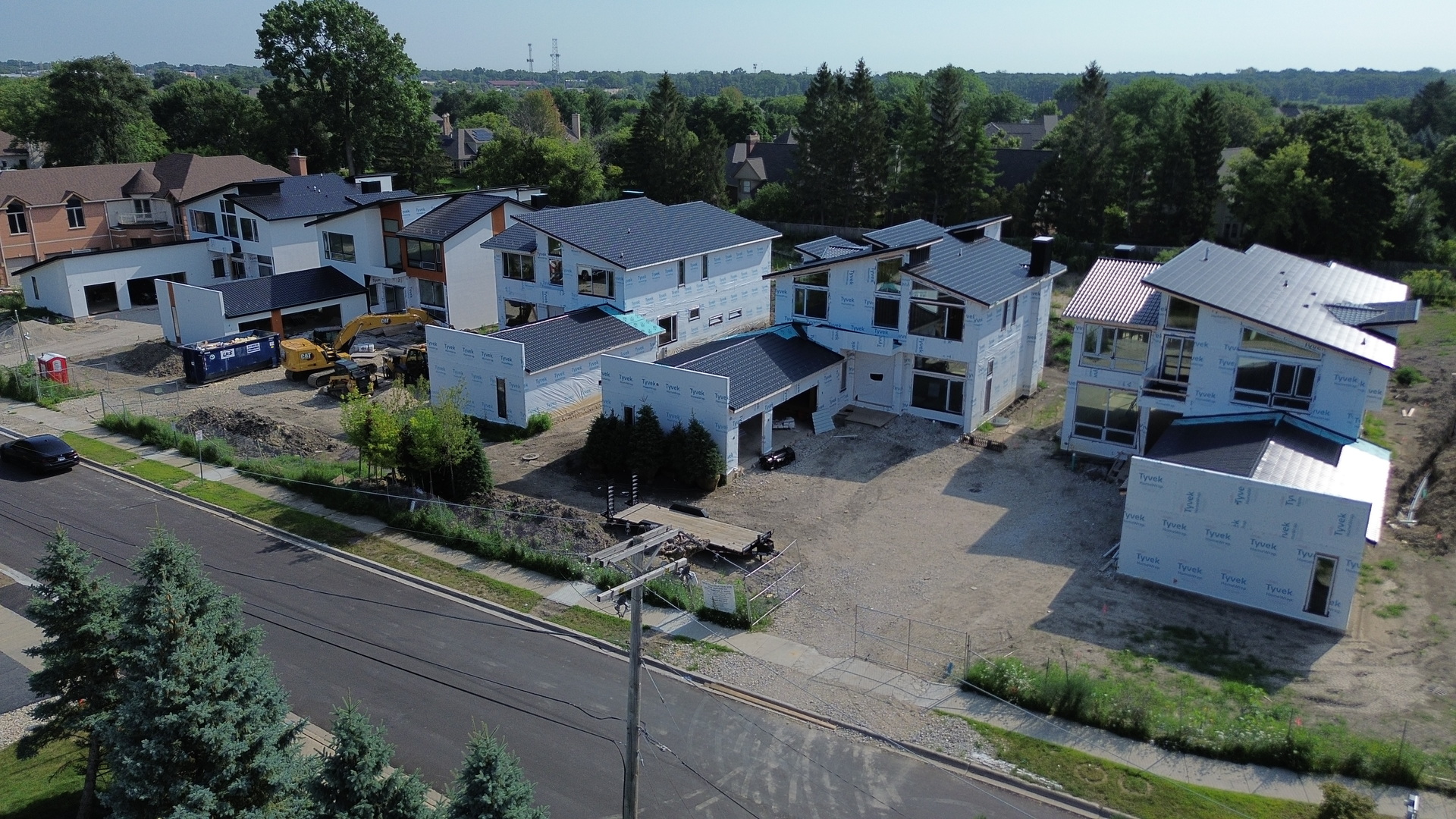 795 Greenwood Road Northbrook, IL 60062 - Photo 5 of 6 an aerial view of multiple houses with a yard