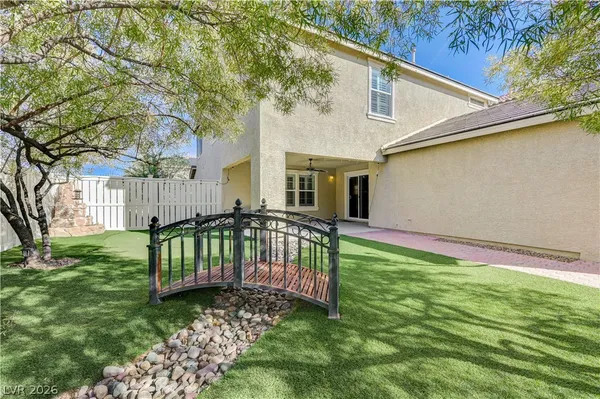 $2,400 | 2057 Self Portrait Street, Henderson, NV 89044