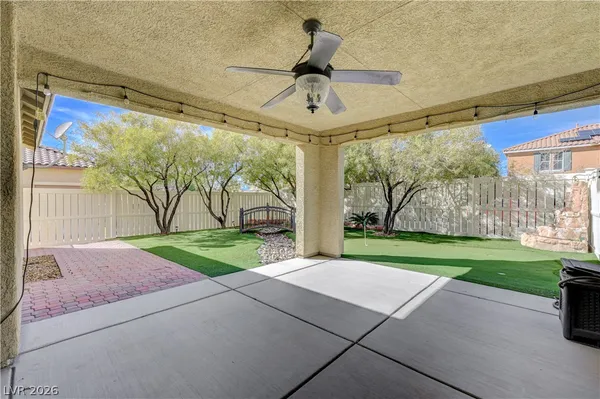 $2,400 | 2057 Self Portrait Street, Henderson, NV 89044