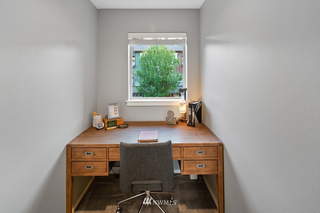 16420 2nd Drive Southeast Bothell, WA 98012 - Photo 18 of 22 Gallery Image 18