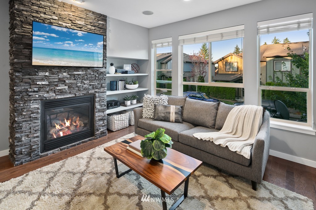 16420 2nd Drive Southeast Bothell, WA 98012 - Photo 3 of 22 Gallery Image 3