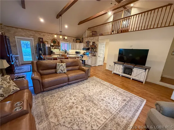 $349,900 | 11301 Hwy Z, Versailles, MO 65084