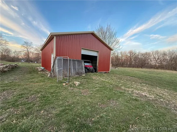 $349,900 | 11301 Hwy Z, Versailles, MO 65084
