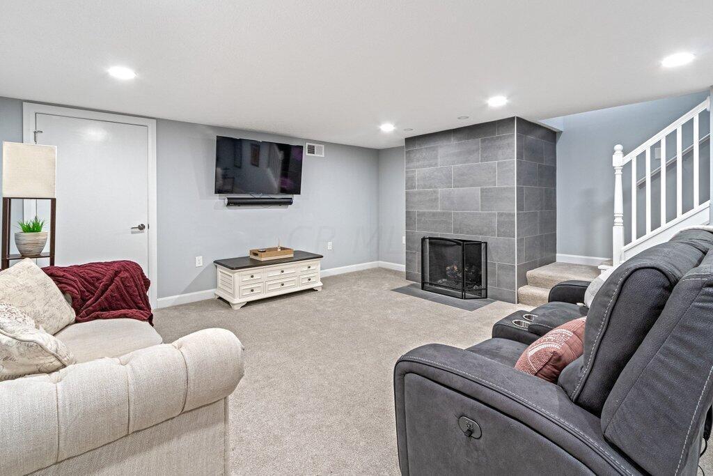 249 East Cooke Road Columbus, OH 43214 - Photo 27 of 40 249 East Cooke Road-35.jpg-SMALL