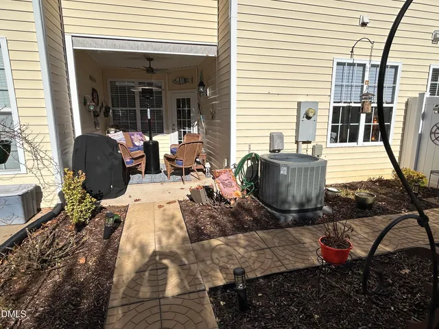 $289,000 | 702 Village Lake Drive, Mebane, NC 27302