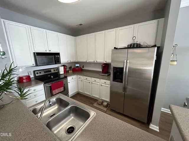 $289,000 | 702 Village Lake Drive, Mebane, NC 27302