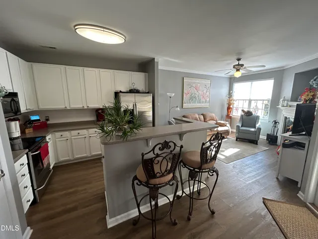 $289,000 | 702 Village Lake Drive, Mebane, NC 27302