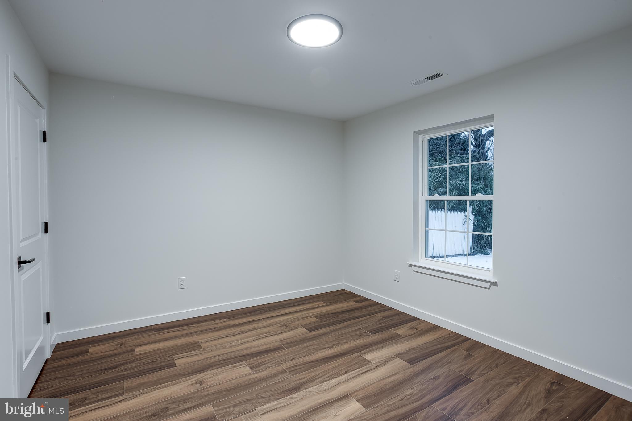 48 Pine Street Beverly, NJ 08010 - Photo 14 of 22 Bedroom 2