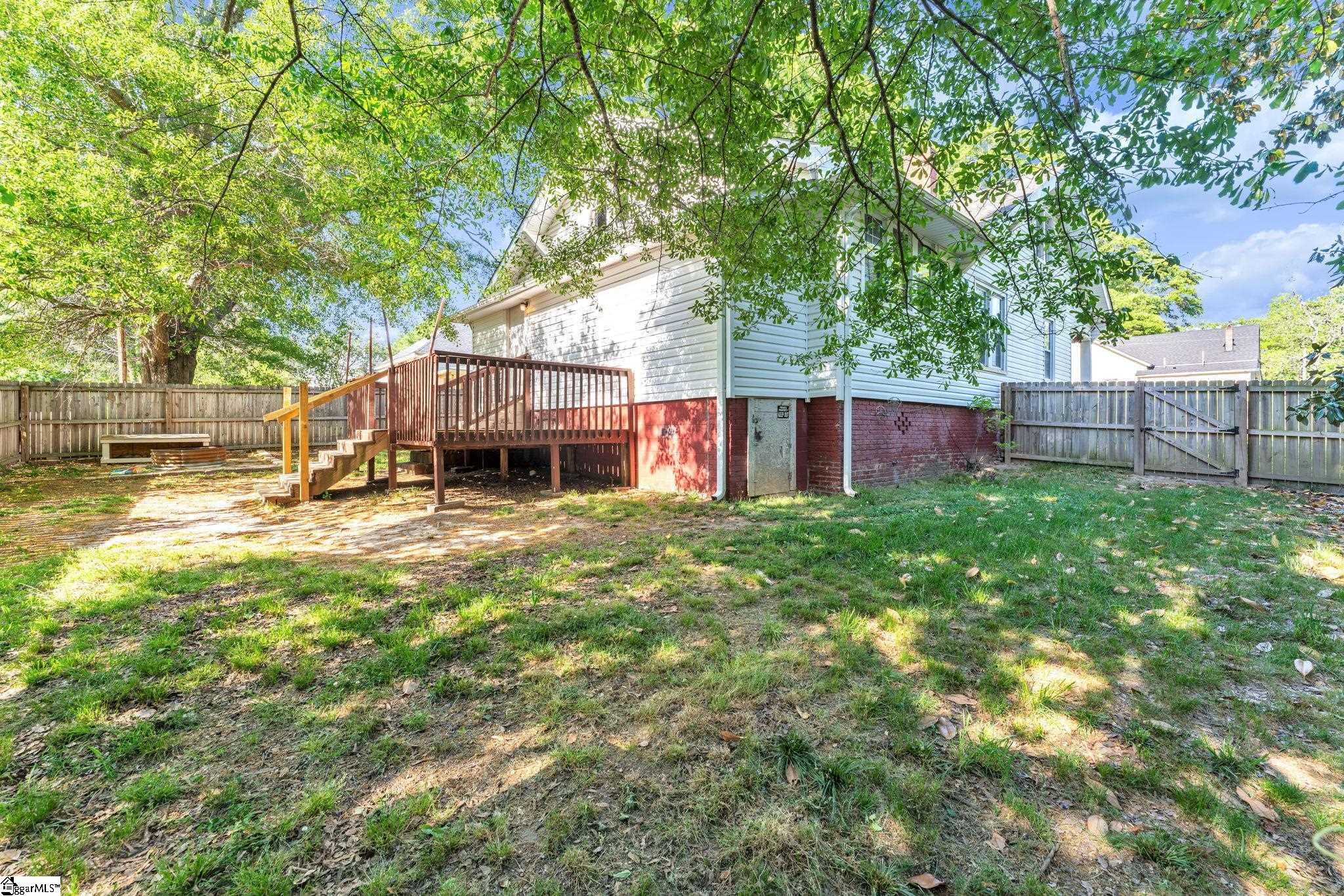 400 King Street Easley, SC 29640 - Photo 29 of 32
