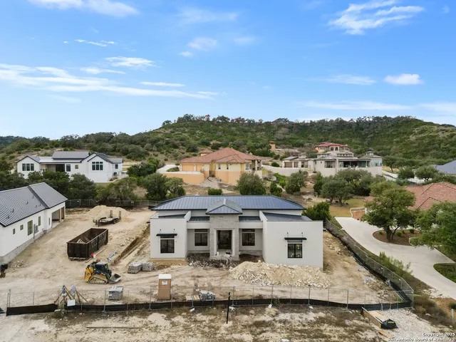 $1,289,000 | 23111 Table Rock Way, San Antonio, TX 78255