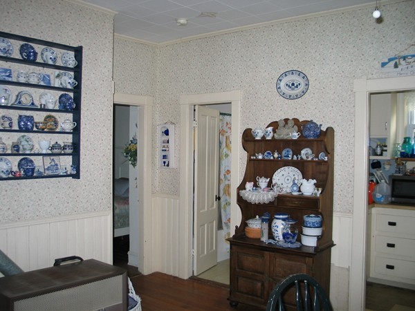 154 Walker Street Fall River, MA 02723 - Photo 5 of 9