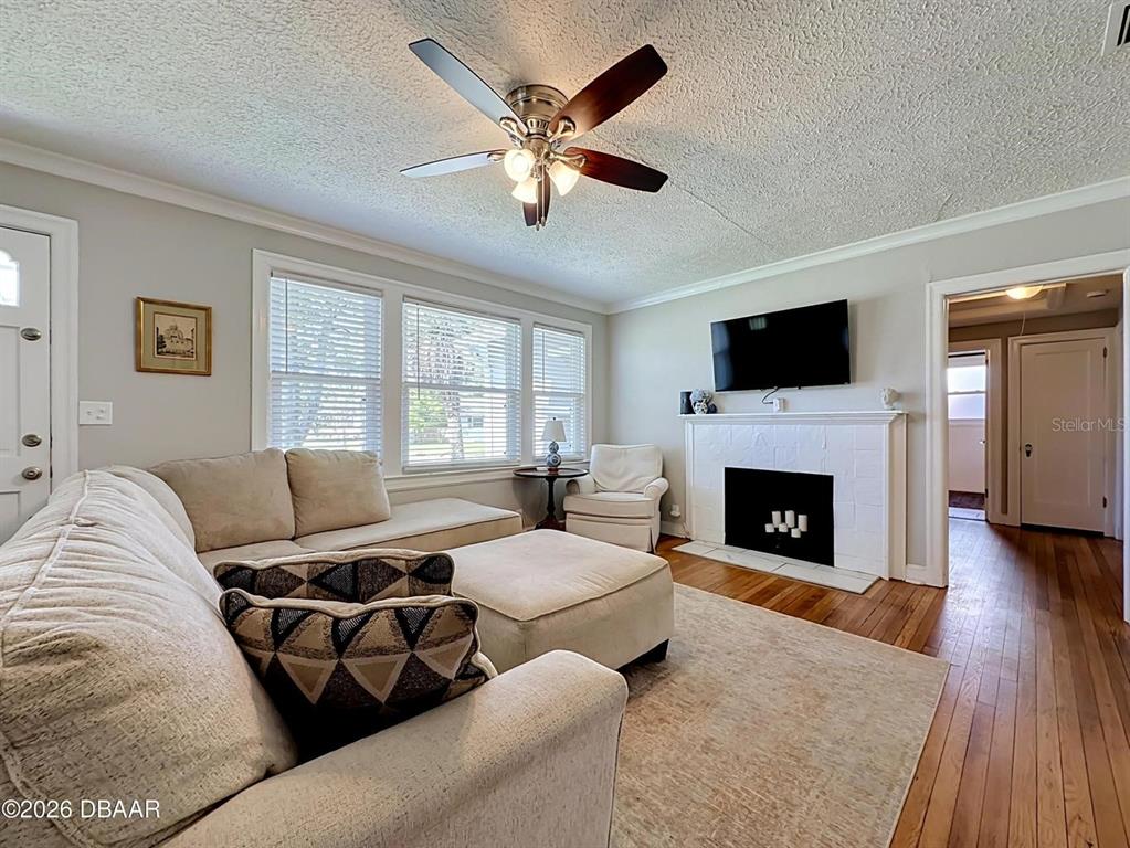 2615 Ridgewood Road Jacksonville, FL 32207 - Photo 6 of 47