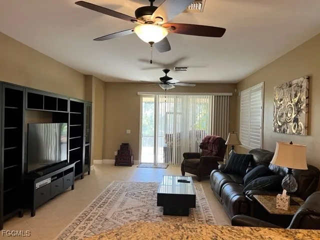 $5,200 | 10602 Camarelle Circle, Fort Myers, FL 33913