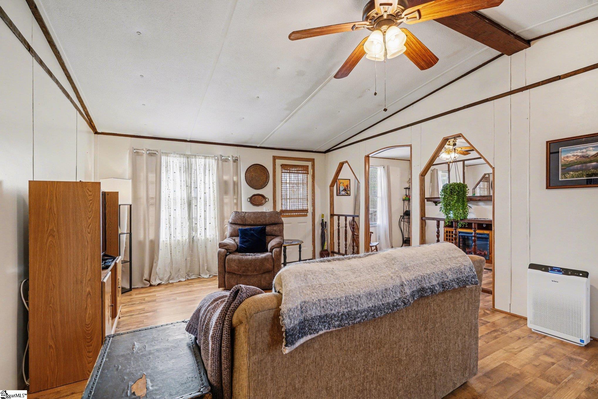 414 Latham Road Easley, SC 29640 - Photo 4 of 27